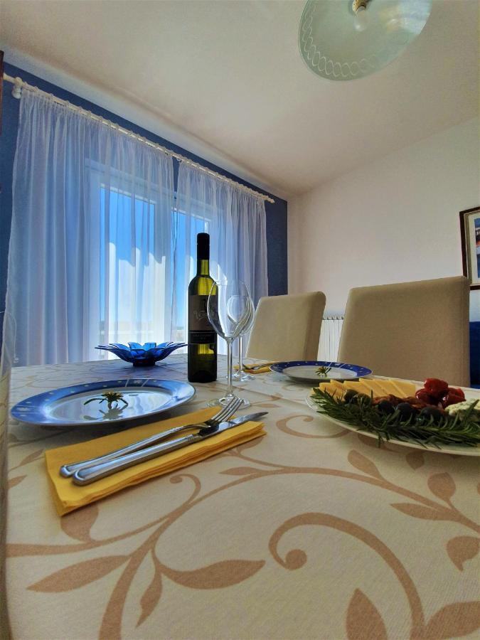 Bed and Breakfast F• R• I• E• N• D• S• Novalja Exteriér fotografie