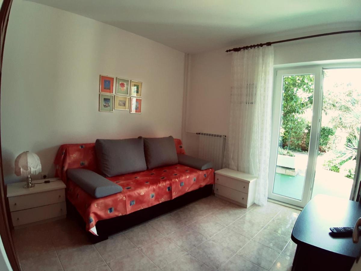 Bed and Breakfast F• R• I• E• N• D• S• Novalja Exteriér fotografie