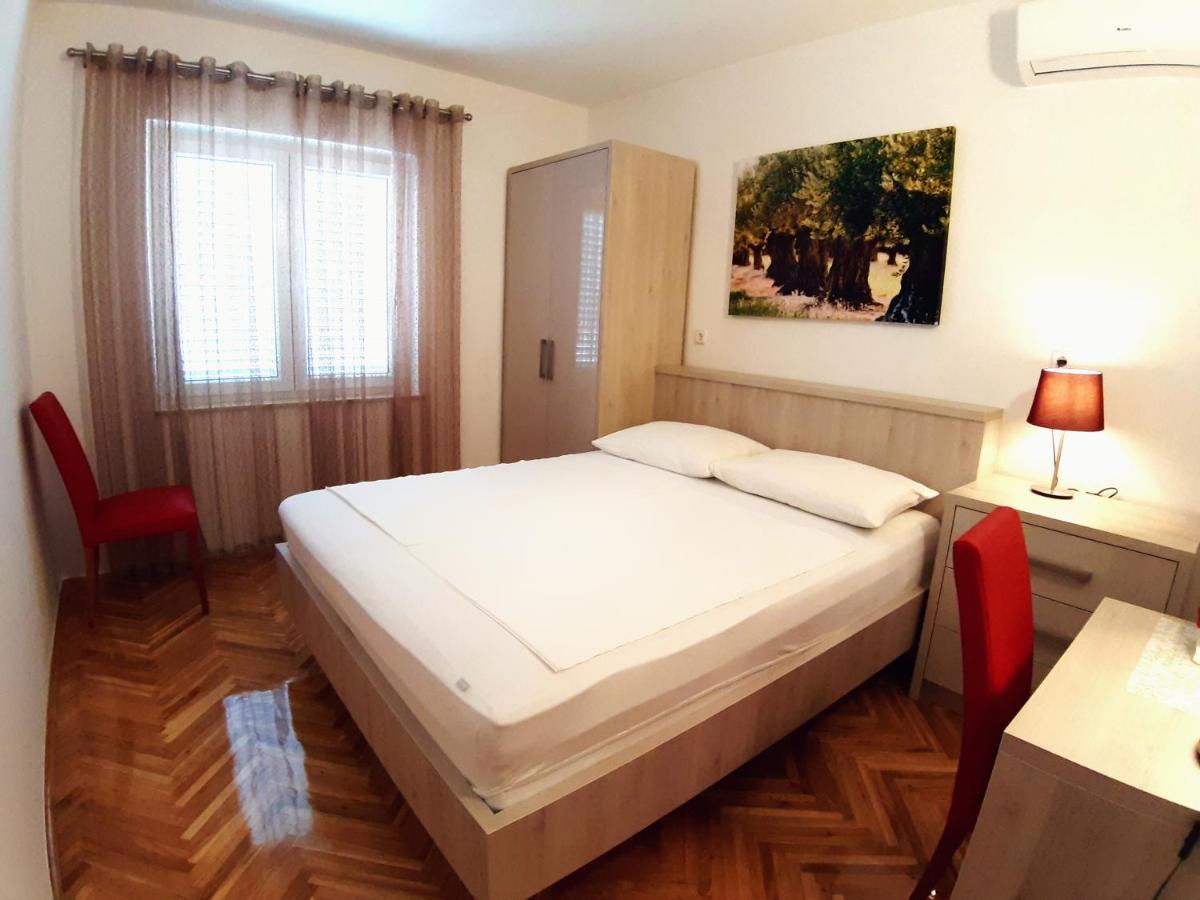 Bed and Breakfast F• R• I• E• N• D• S• Novalja Exteriér fotografie